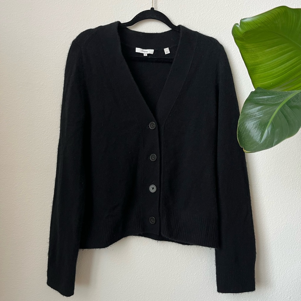Vince Flat-Packet Cashmere Cardigan, Black, Size XL